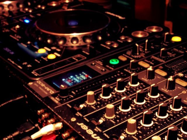 音楽やってました（ブログには書いてないけど）