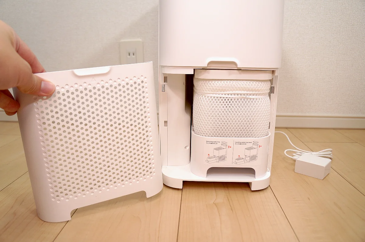 側面から見た加湿フィルターの装着状態