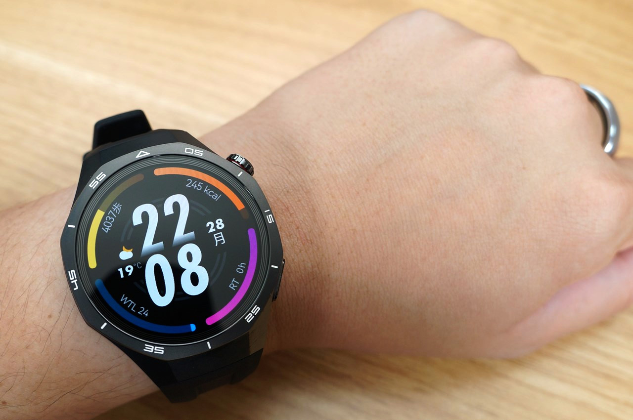 HUAWEI WATCH GT 5 Pro デザイン・質感、すべてが最高