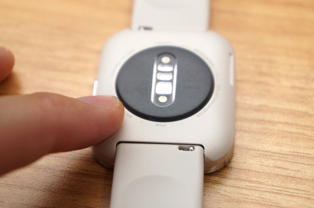 Amazfit Bip 5 Unity 背面