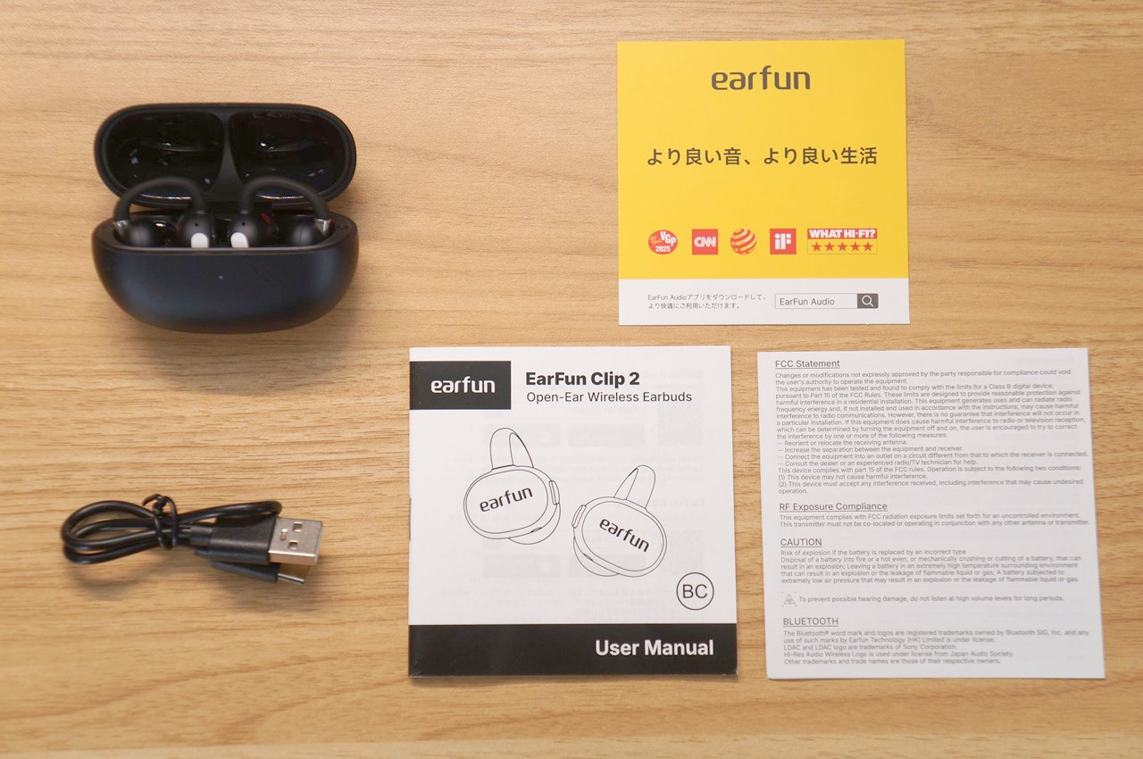 EarFun Clip 2のパッケージ背面と主要スペック・機能表記