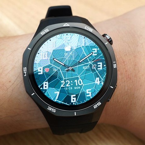 HUAWEI WATCH GT 5 Pro 文字盤の数が豊富