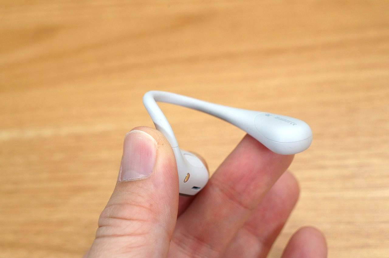 HUAWEI FreeArc 形状記憶合金